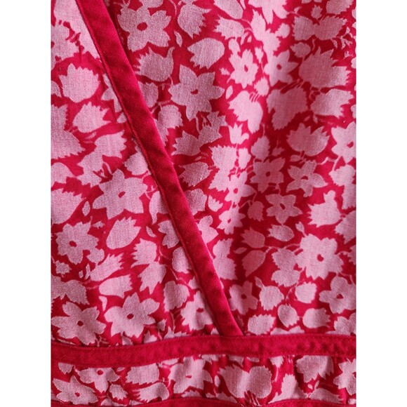 Barco Juniors 2X Scrubs Top Uniform Red Floral Short Sleeve Cotton Blend EUC - Picture 3 of 5